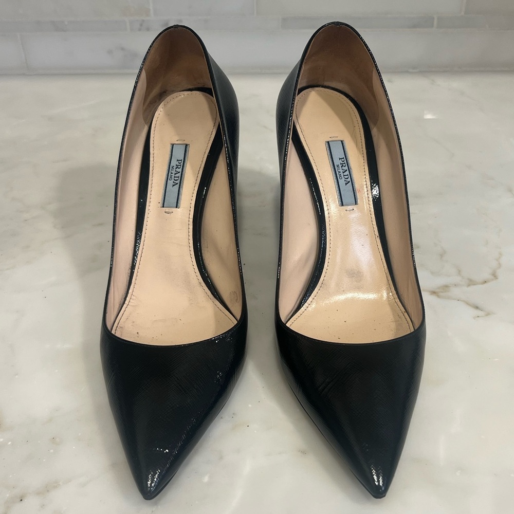 PRADA Saffiano textured patent leather pumps